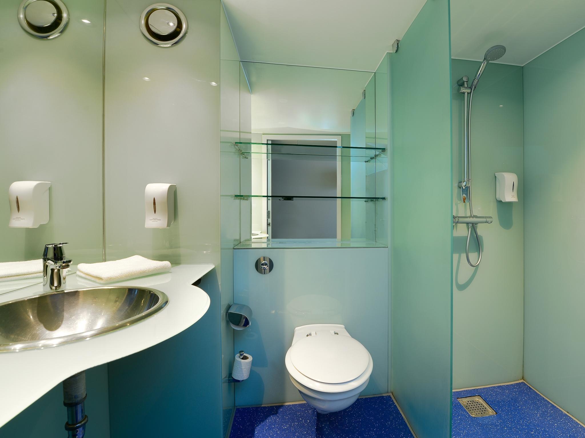 Ramada Encore Milton Keynes Zewnętrze zdjęcie