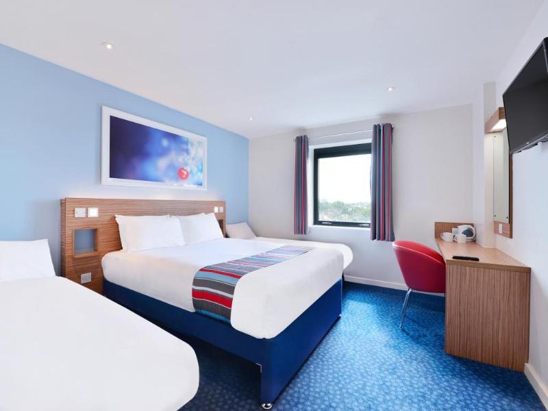 Ramada Encore Milton Keynes Zewnętrze zdjęcie