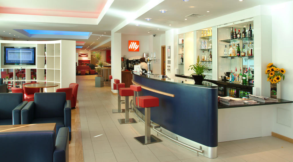Ramada Encore Milton Keynes Zewnętrze zdjęcie